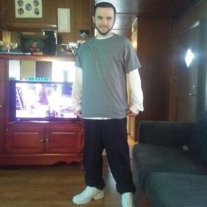 Meet your Posher, Lonnie